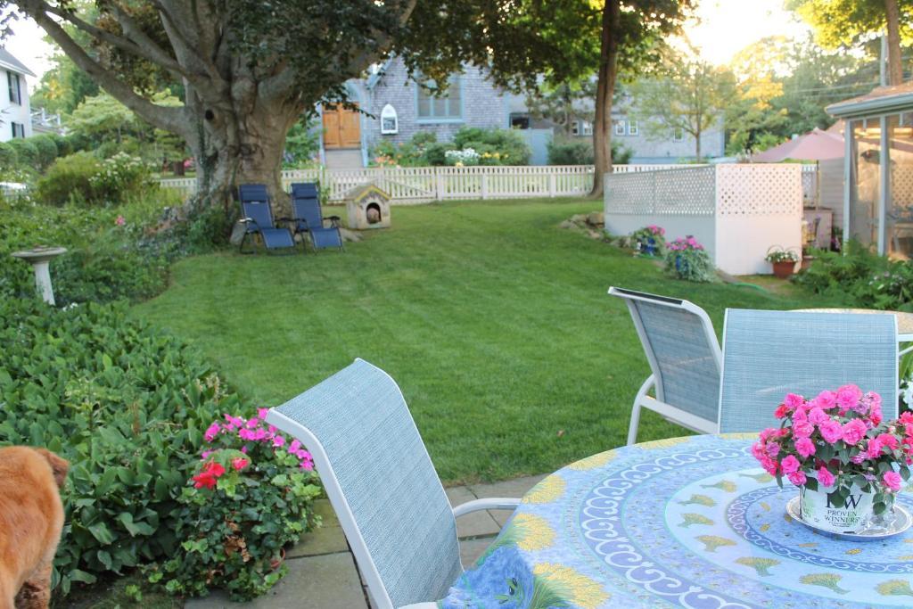 Bed and Breakfast The 1720 House à Vineyard Haven Extérieur photo