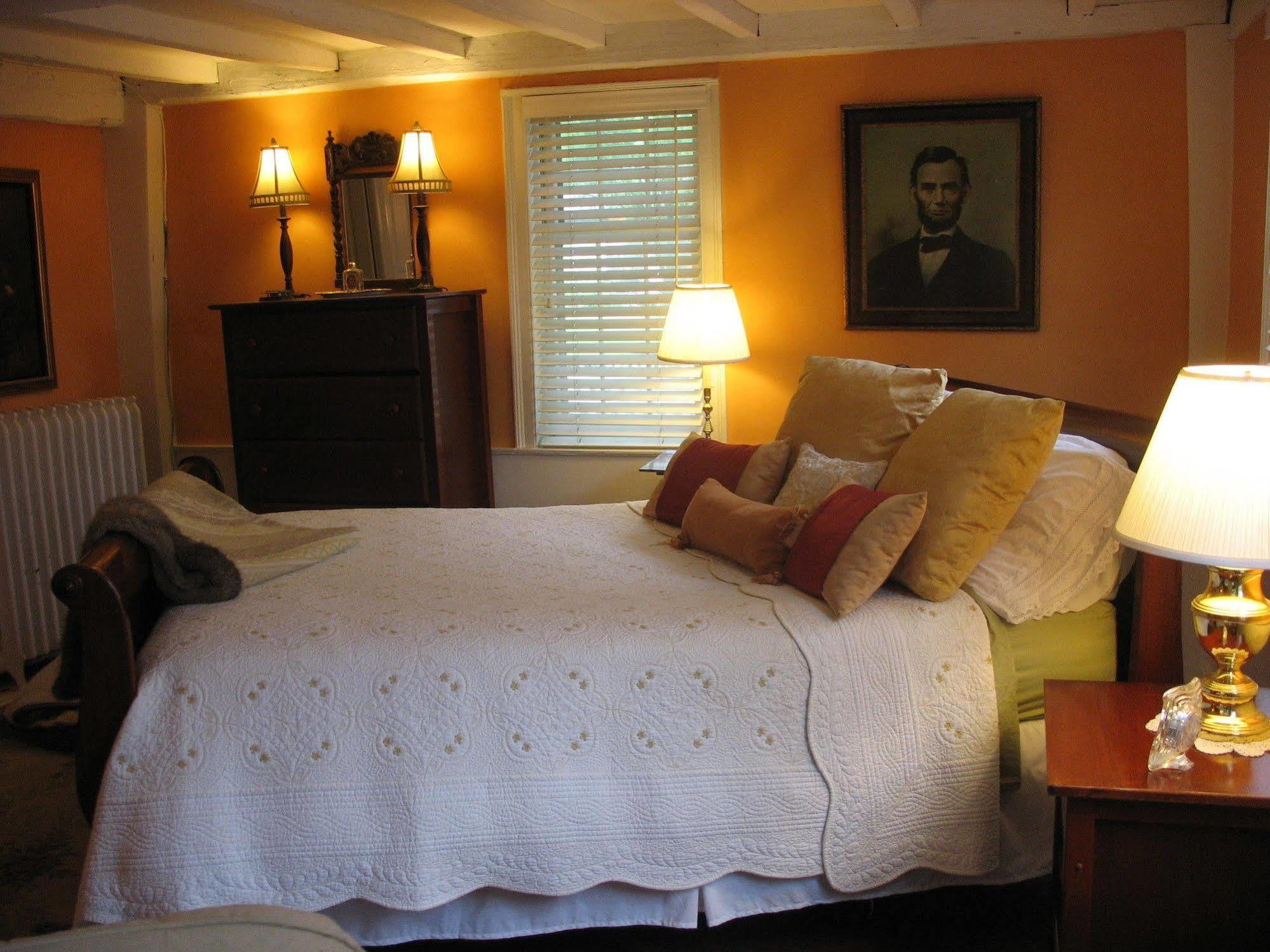 Bed and Breakfast The 1720 House à Vineyard Haven Extérieur photo