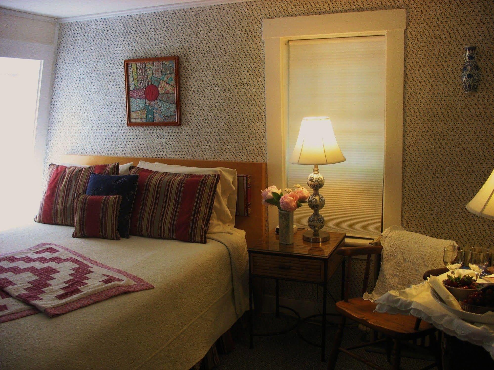 Bed and Breakfast The 1720 House à Vineyard Haven Extérieur photo