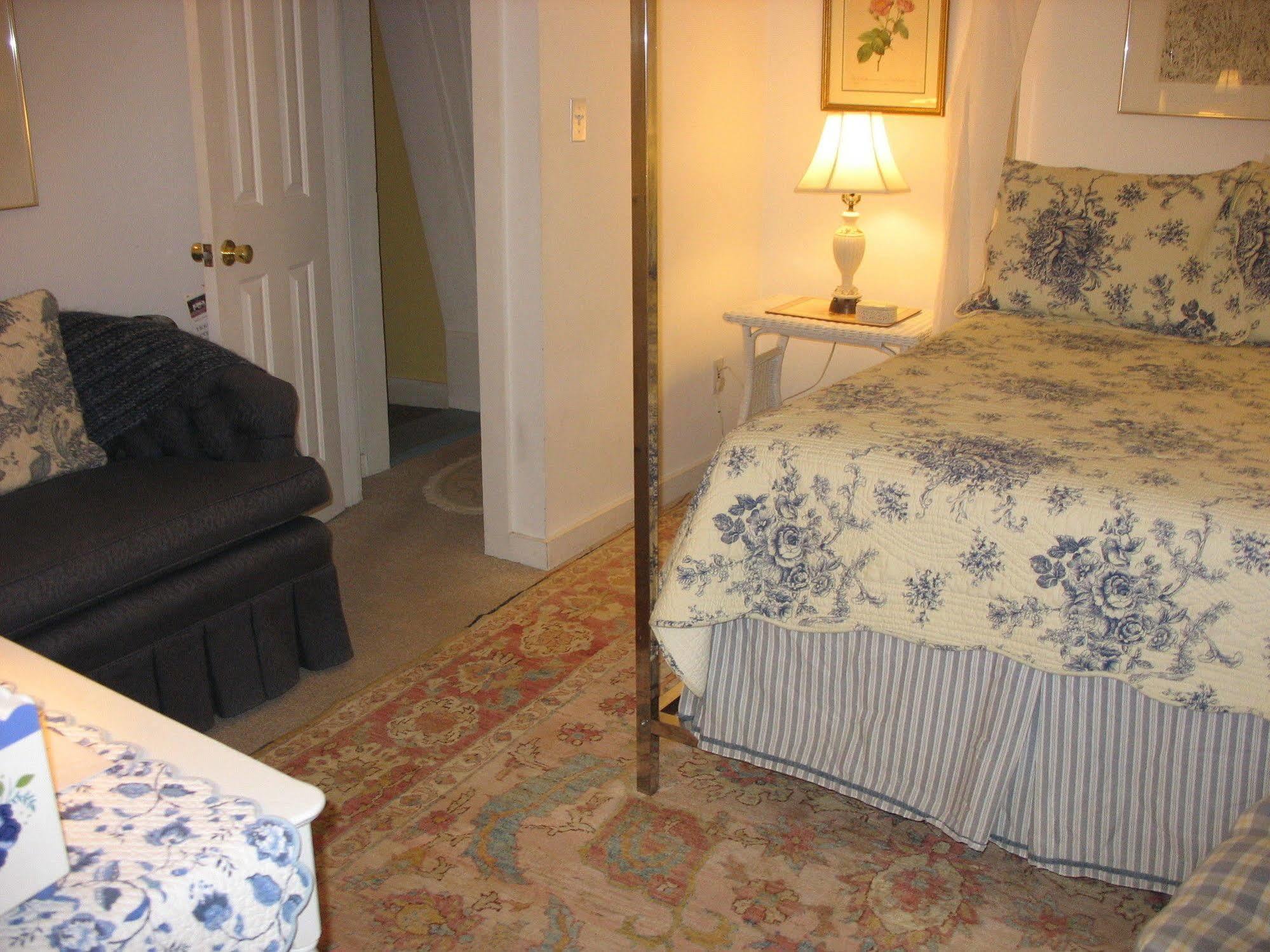 Bed and Breakfast The 1720 House à Vineyard Haven Extérieur photo