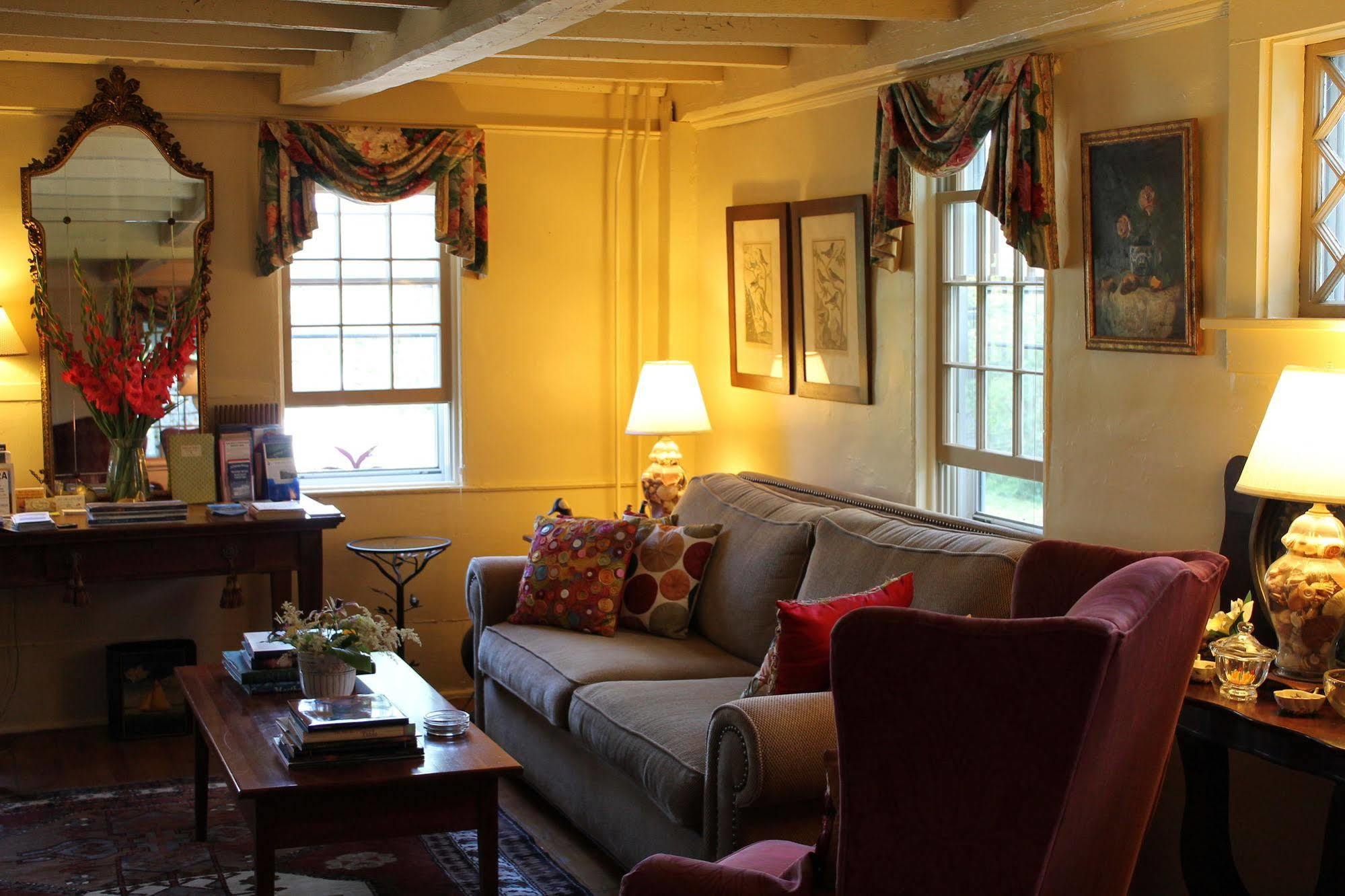Bed and Breakfast The 1720 House à Vineyard Haven Extérieur photo