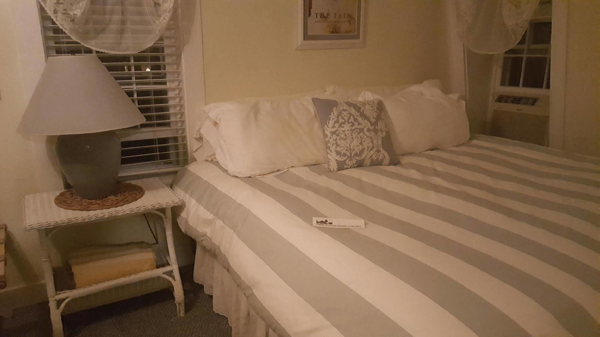 Bed and Breakfast The 1720 House à Vineyard Haven Extérieur photo